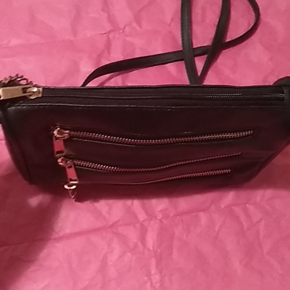 Bags - Picture 5 of 8